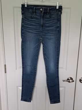 American Eagle Outfitters High-Rise Jegging Jeans